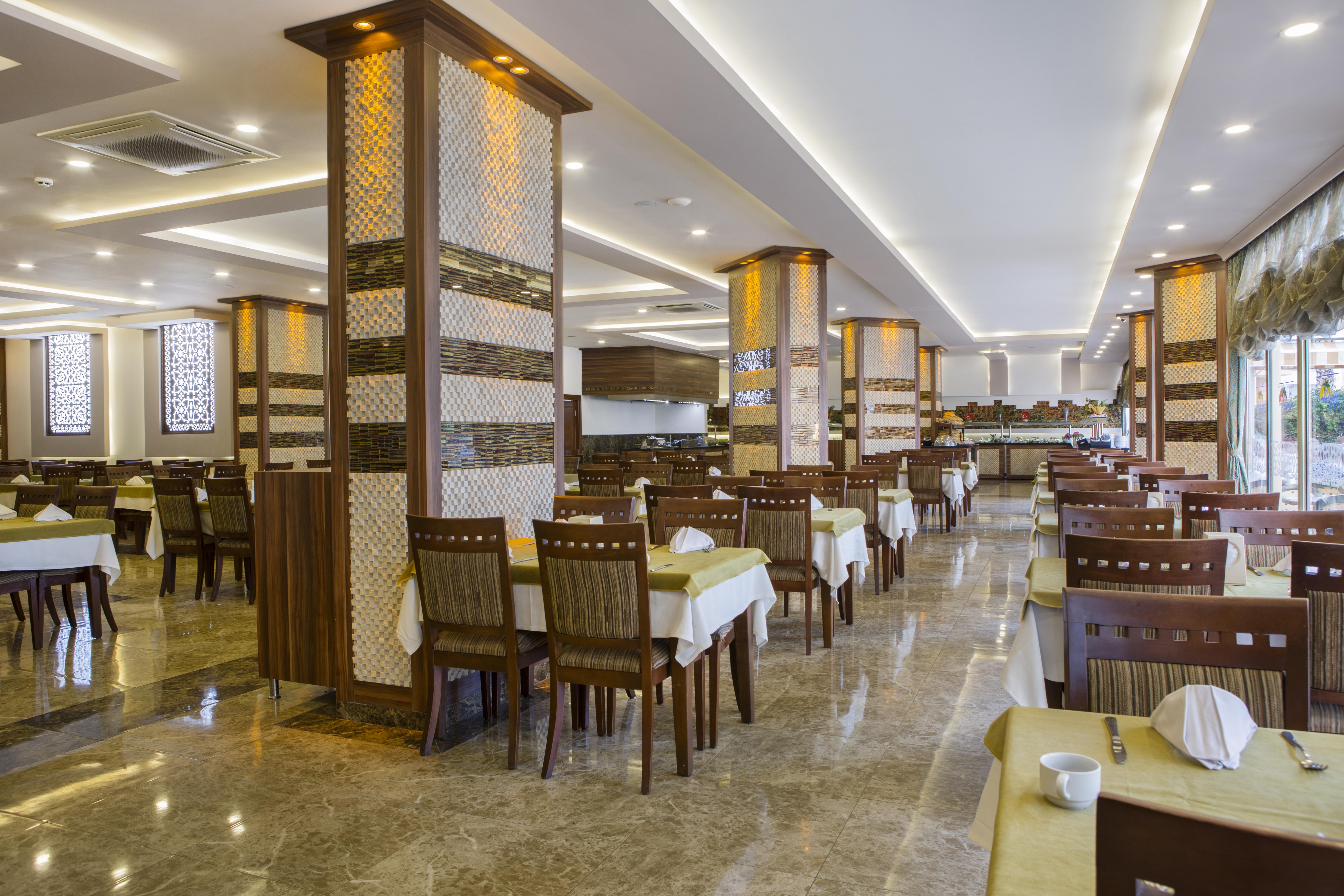 Kleopatra Royal Palm Hotel อลันยา ภายนอก รูปภาพ