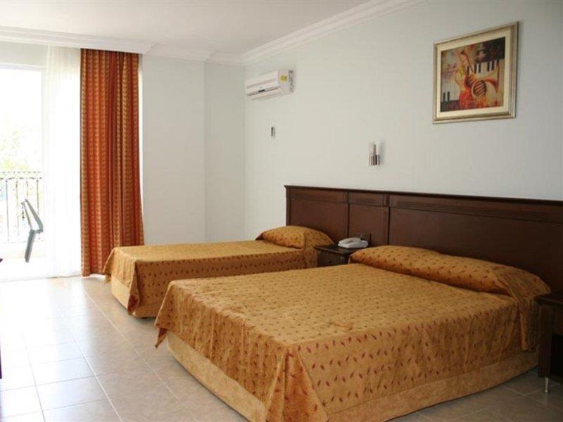 Kleopatra Royal Palm Hotel อลันยา ภายนอก รูปภาพ