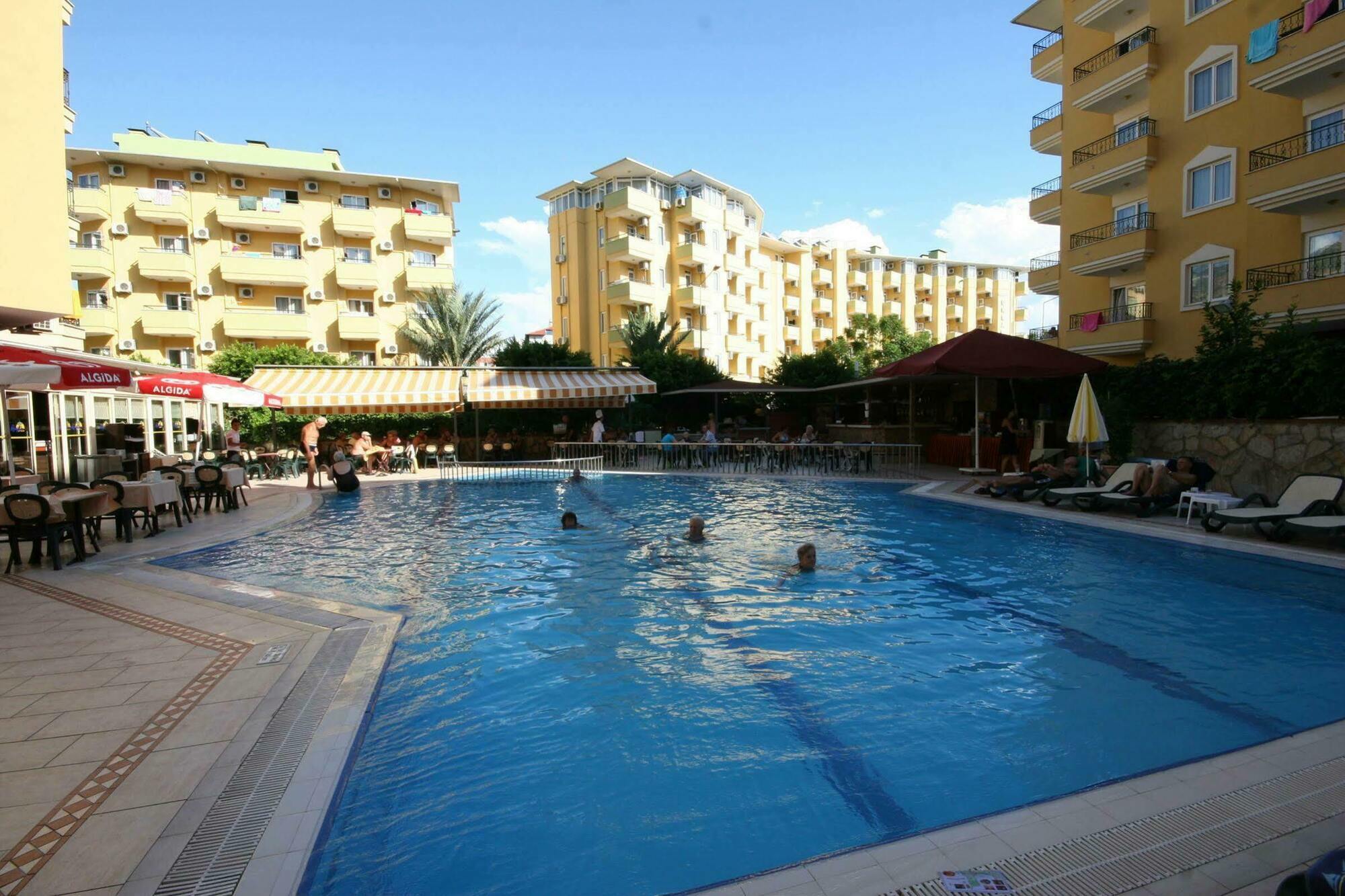 Kleopatra Royal Palm Hotel อลันยา ภายนอก รูปภาพ